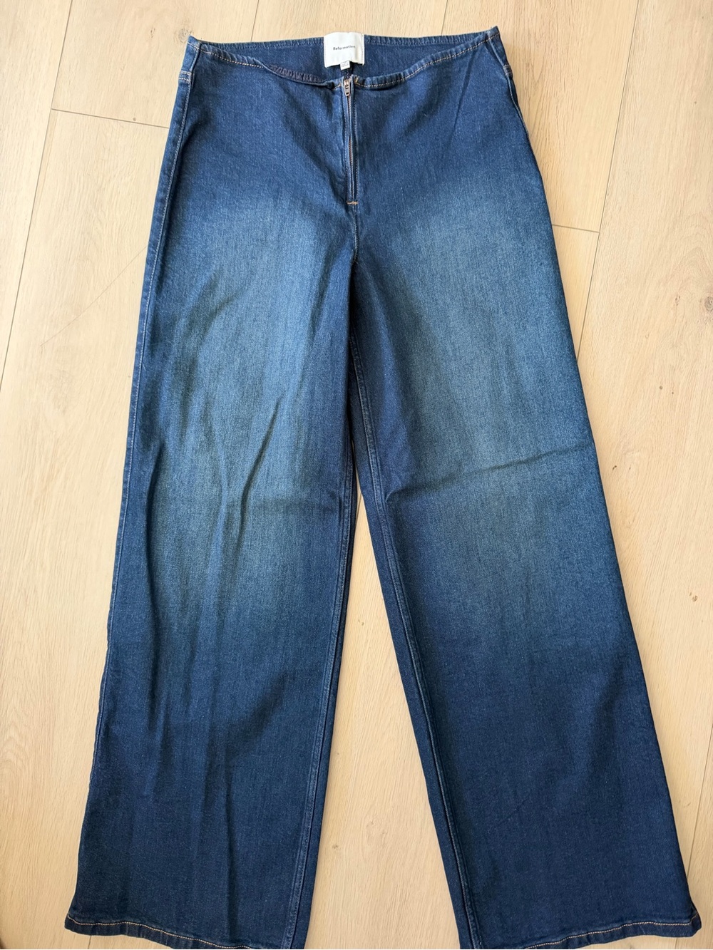Reformation Greta Super Stretch Low Rise Wide Leg Jeans (never worn)